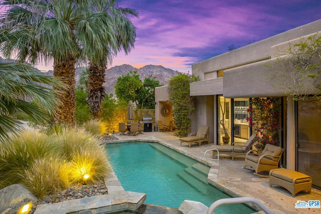 77060 Avenida Fernando - Photo 1