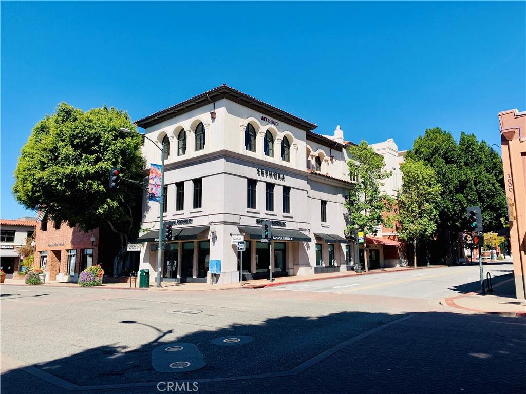 999 Monterey Street - Photo 1