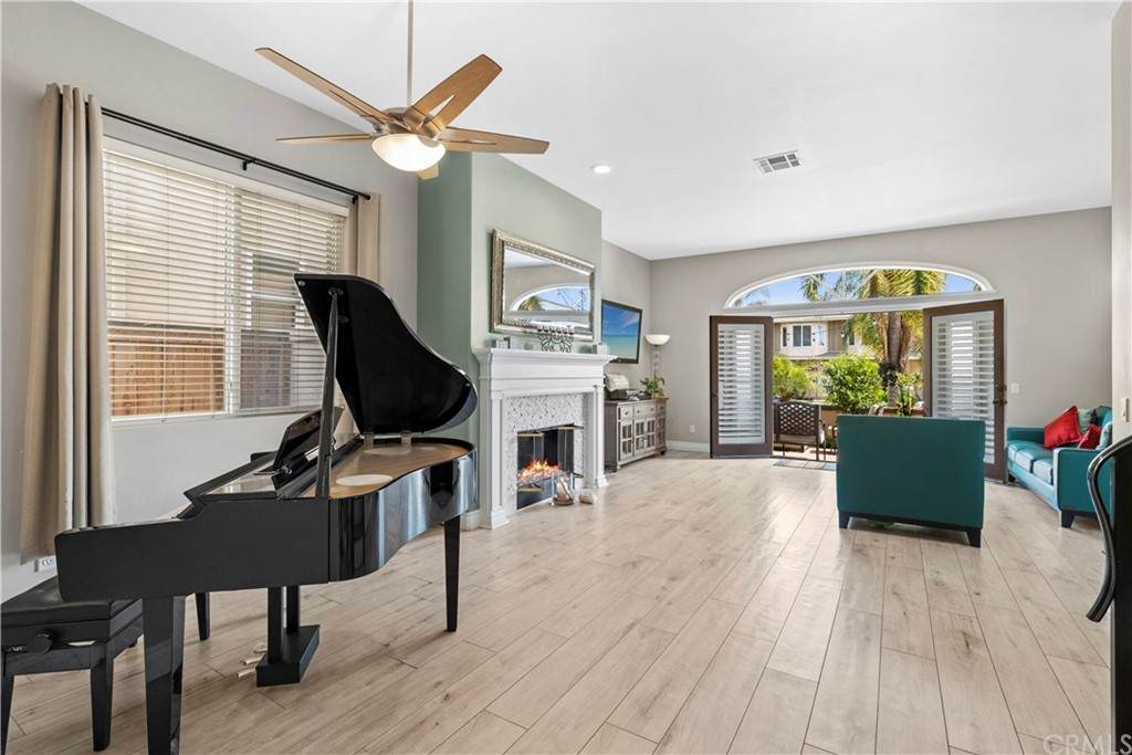 413 21st Street - Photo 1