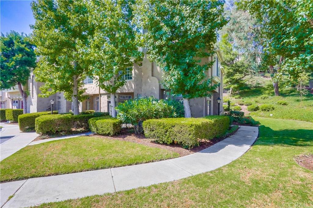 23633 Kingdon Court - Photo 1