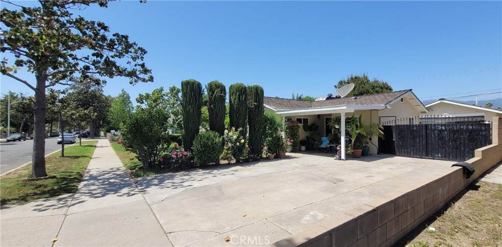 349 Roland Street - Photo 1