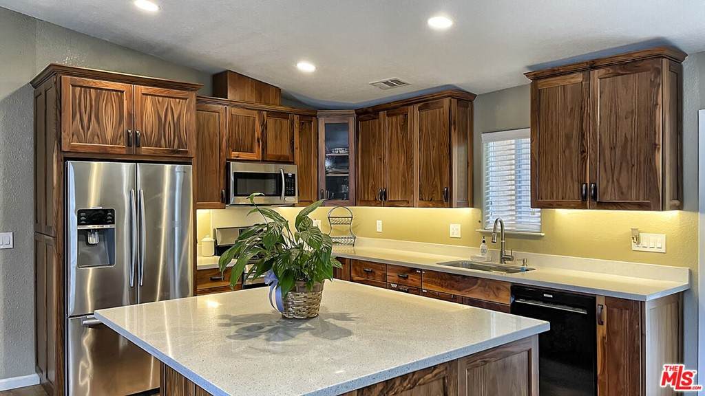 284 Clayton Avenue - Photo 1