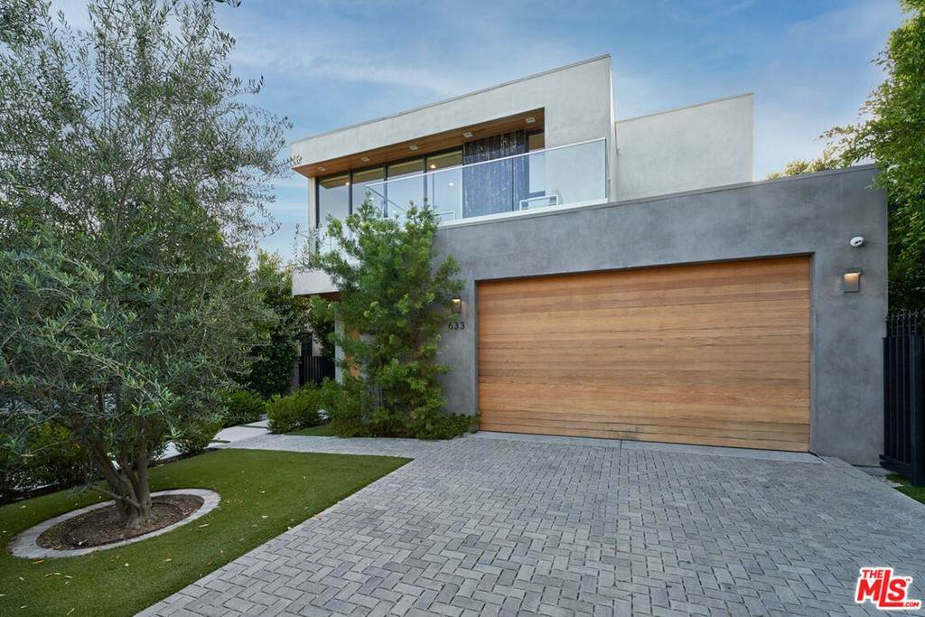 633 Crescent Heights Boulevard - Photo 1
