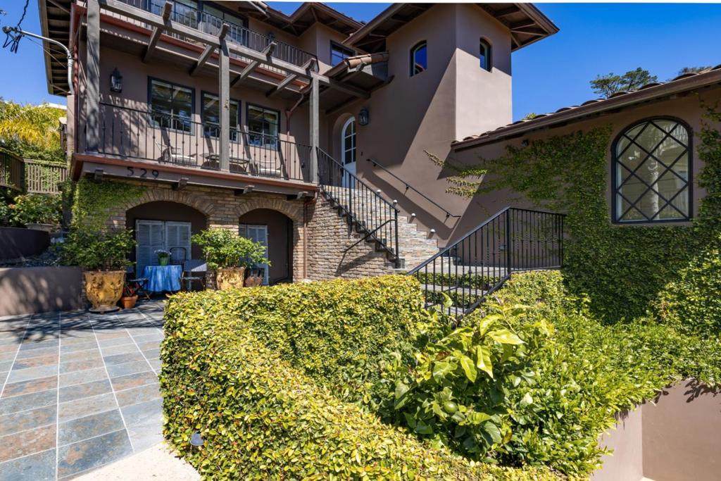 529 Santa Marguarita Drive - Photo 1