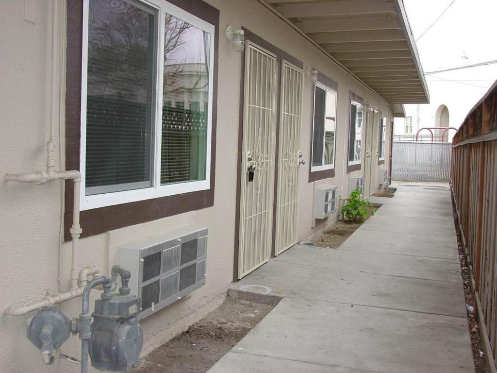 729 J Street - Photo 1