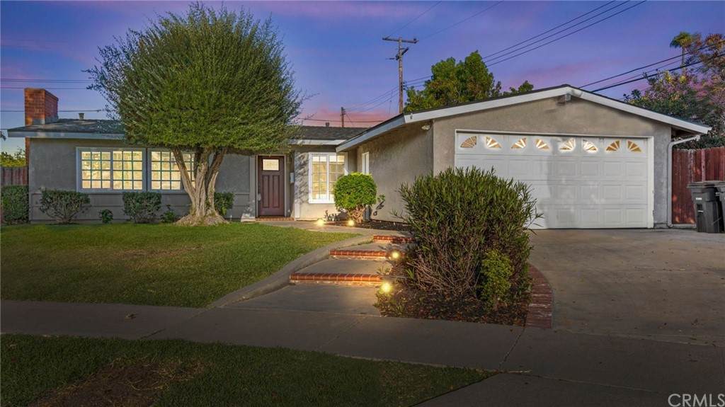 2972 Teakwood Place - Photo 1