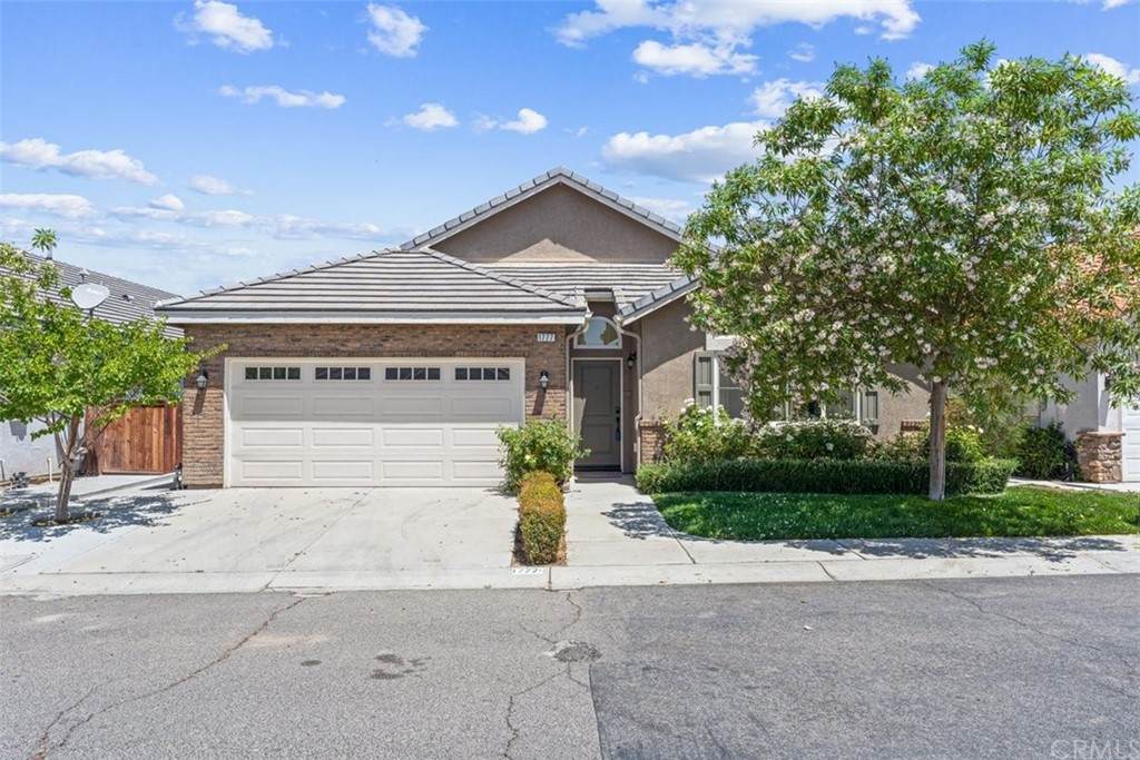 1777 Oak Knoll Road - Photo 1