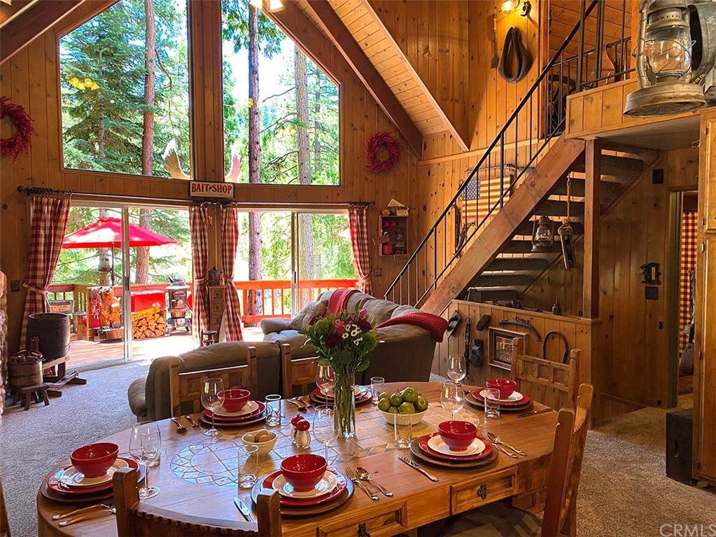 27292 Pioneer Road - Photo 1