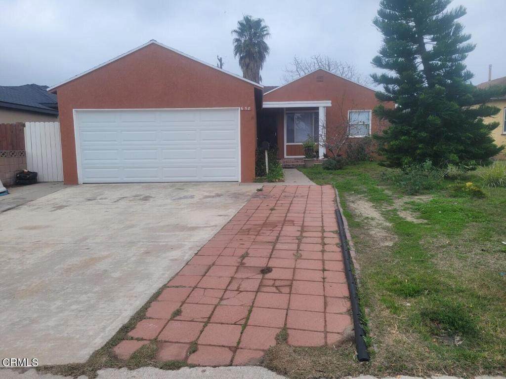 658 Clara Street - Photo 1