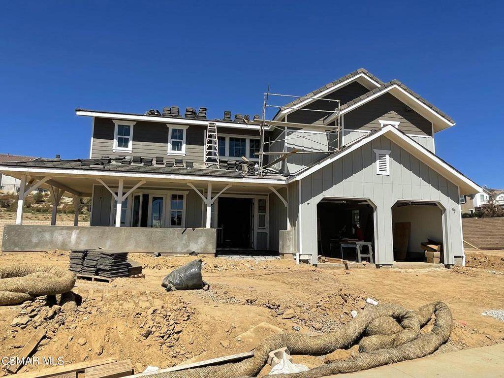 4695 Summit Avenue - Photo 1