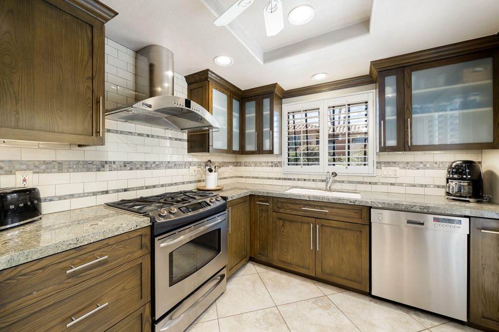 72930 Grass Court - Photo 1