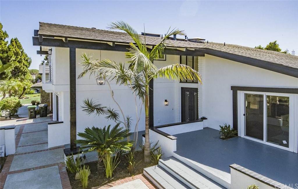 2741 Sandpiper Drive - Photo 1
