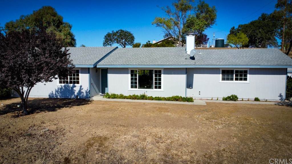 7575 Whispering Trails Place - Photo 1