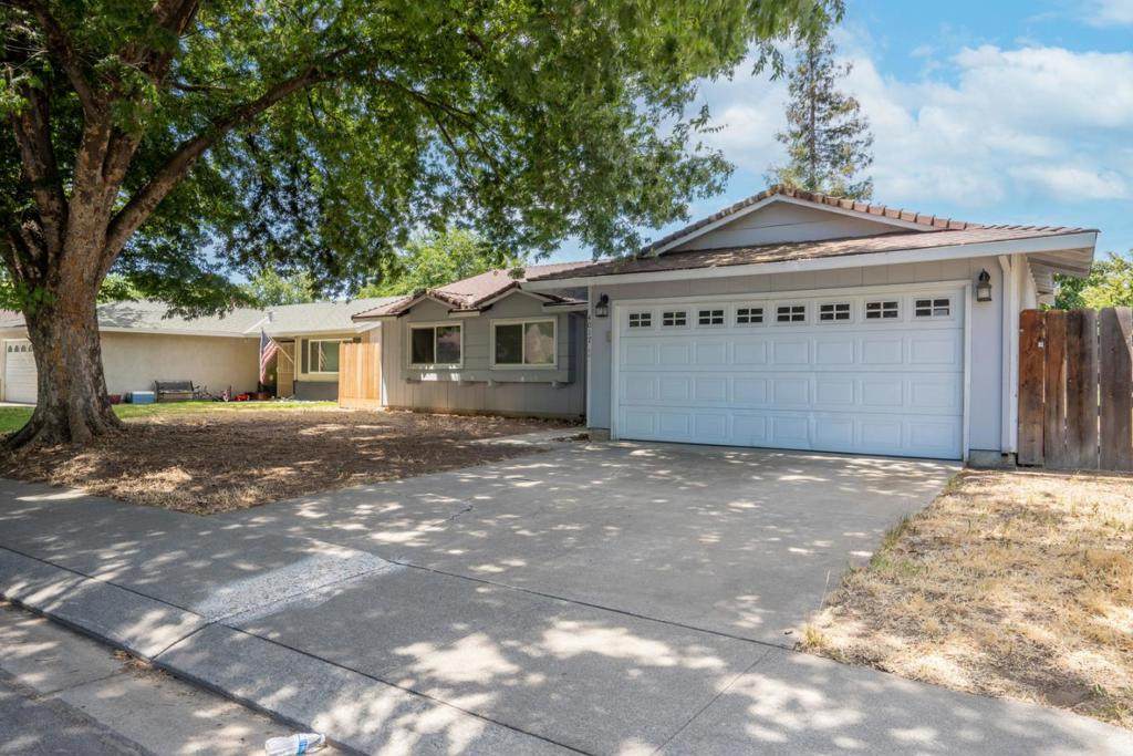 4017 Creamery Way - Photo 1