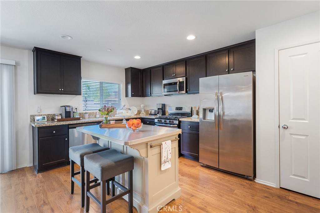 29325 Linden Pl. - Photo 1