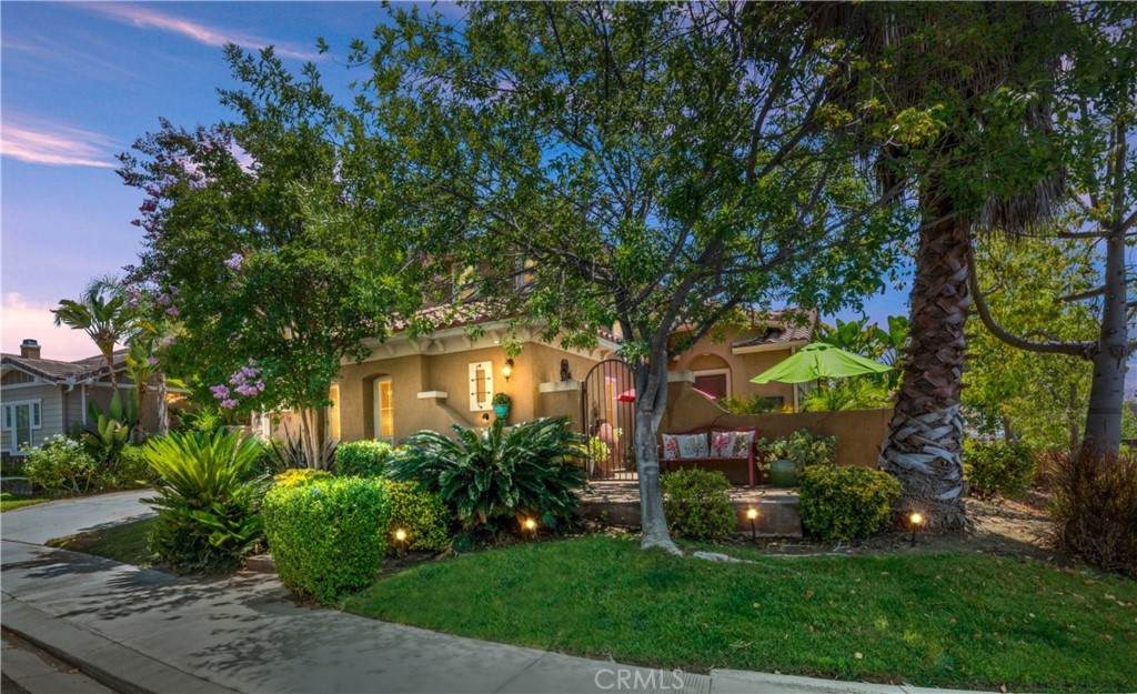 27026 Pumpkin Street - Photo 1