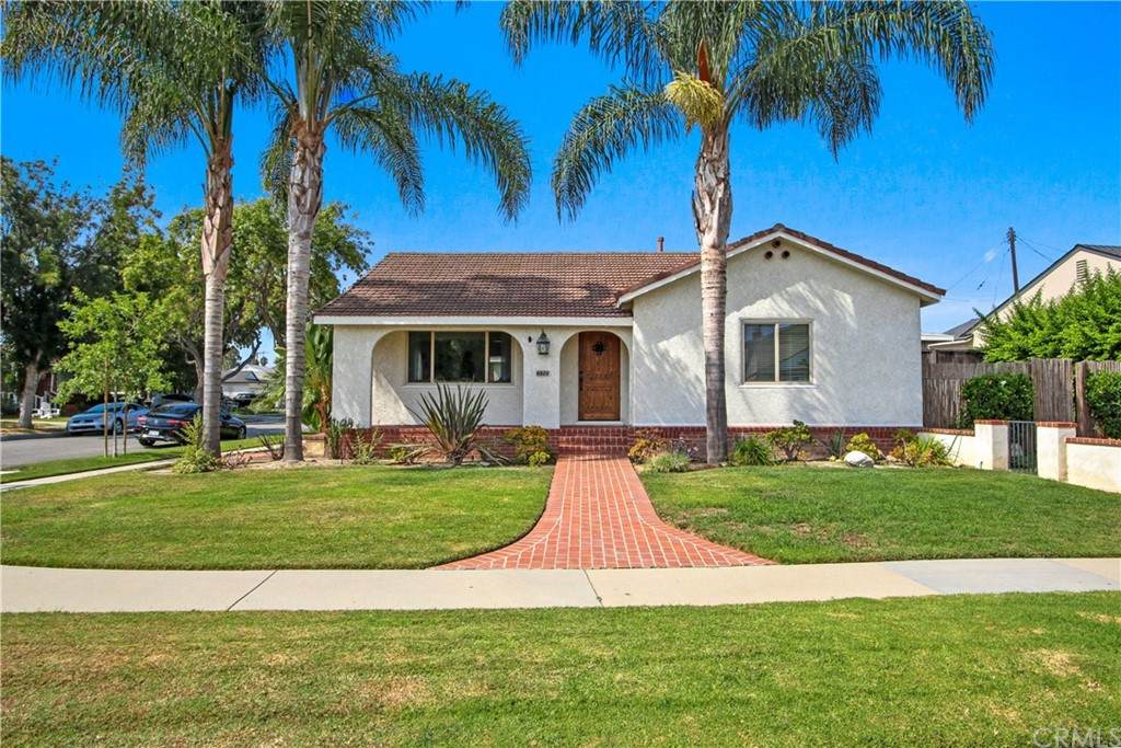 6922 Harvey Way - Photo 1