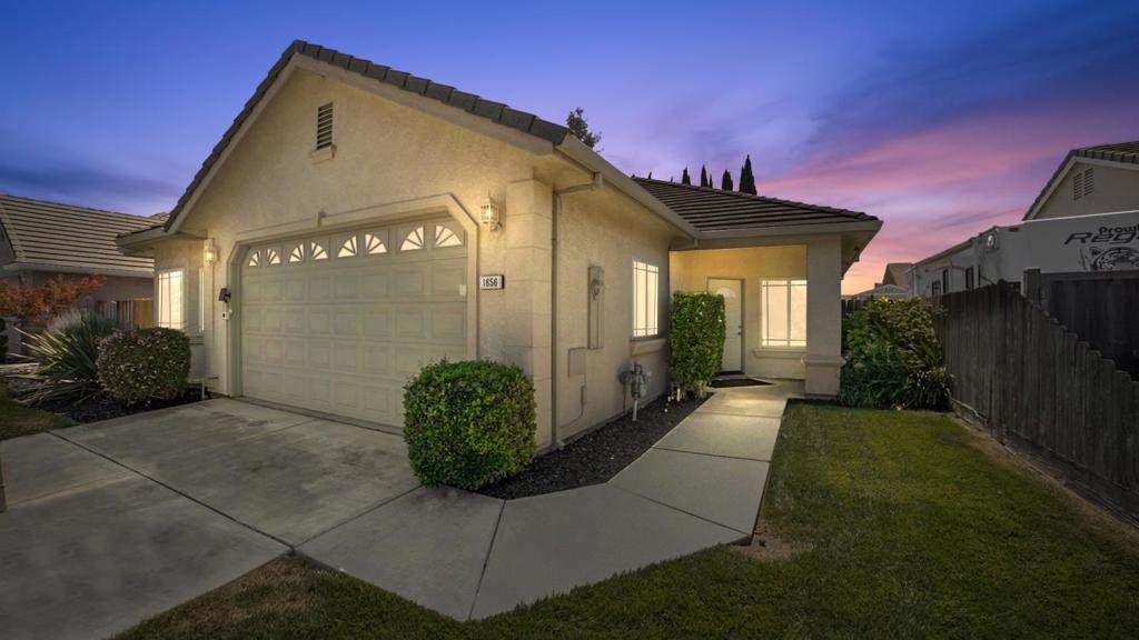 1656 Sierra Creek Drive - Photo 1