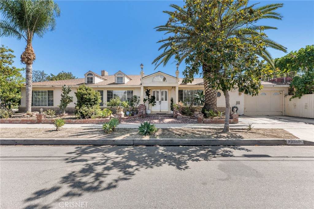13546 Sarah Street - Photo 1