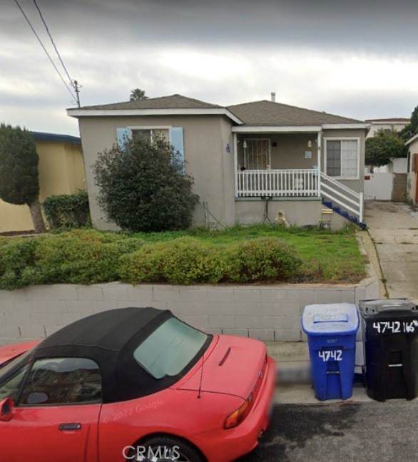4742 166th Street - Photo 1
