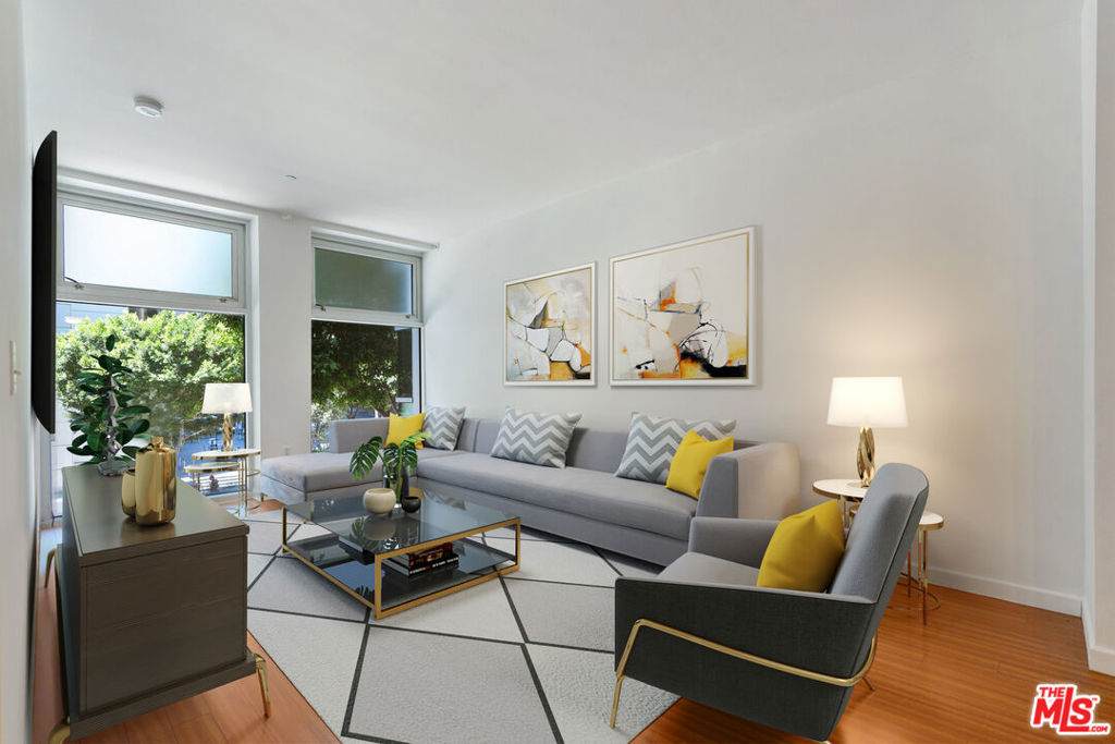 630 6th Street - Photo 1