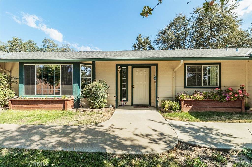 2373 Sierra Vista Way - Photo 1