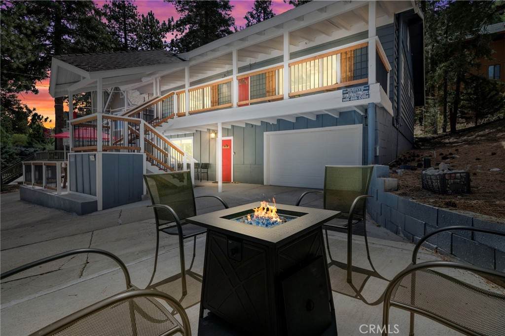 42991 Fern Avenue - Photo 1