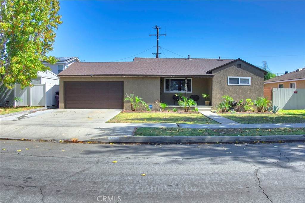 3634 Bellflower Boulevard - Photo 1