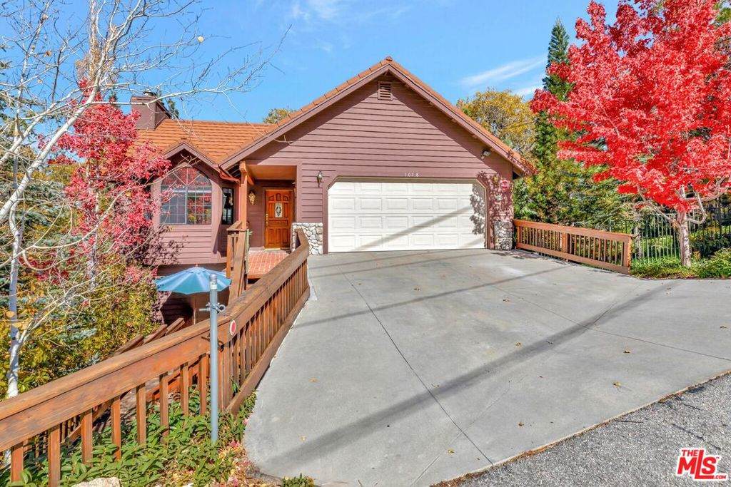 1058 Sandalwood Drive - Photo 1