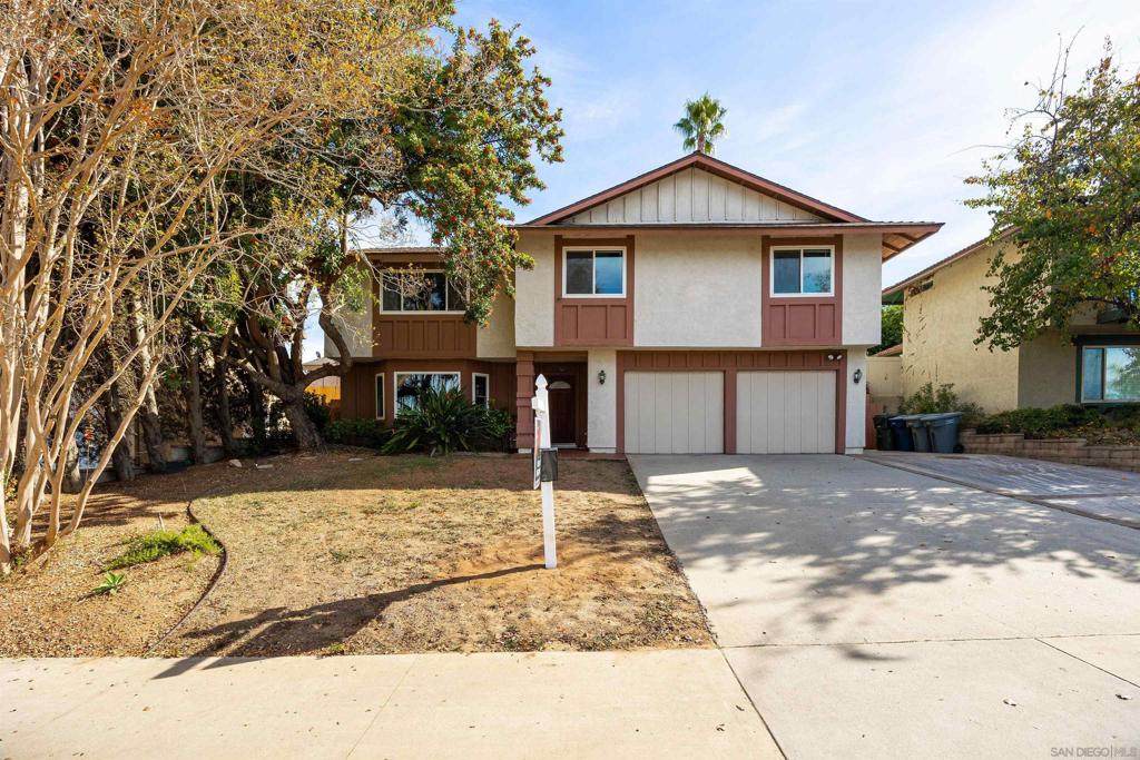 1136 Hale - Photo 1