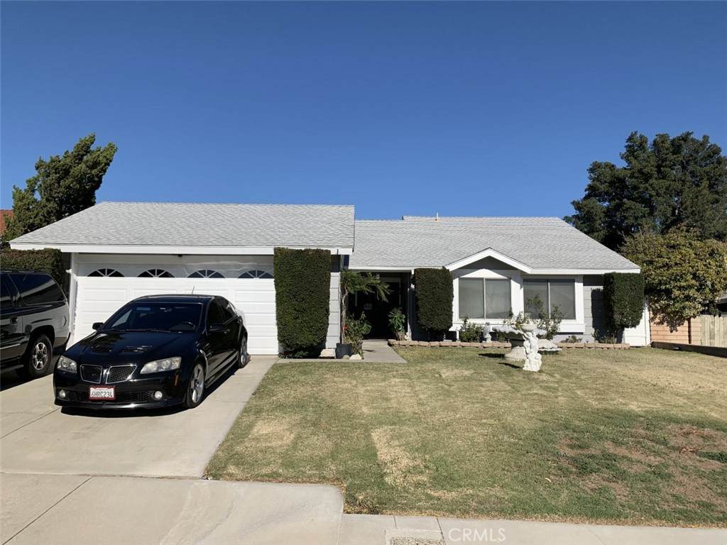 2248 Universal Avenue - Photo 1