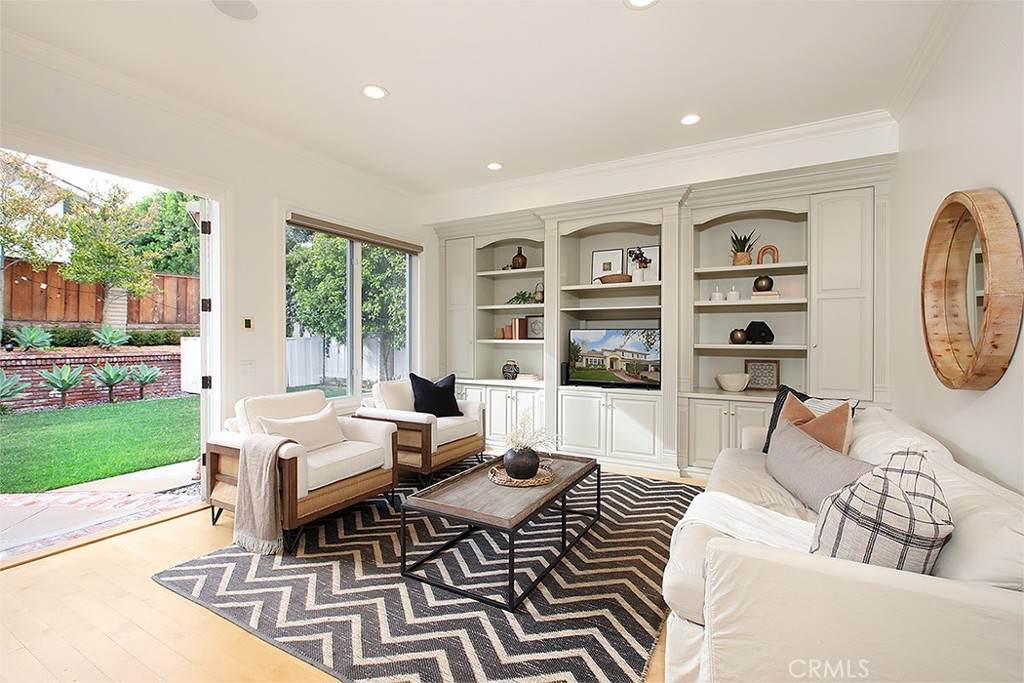 1915 Port Bristol Circle - Photo 1