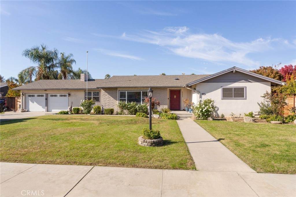 1253 Riverview Avenue - Photo 1