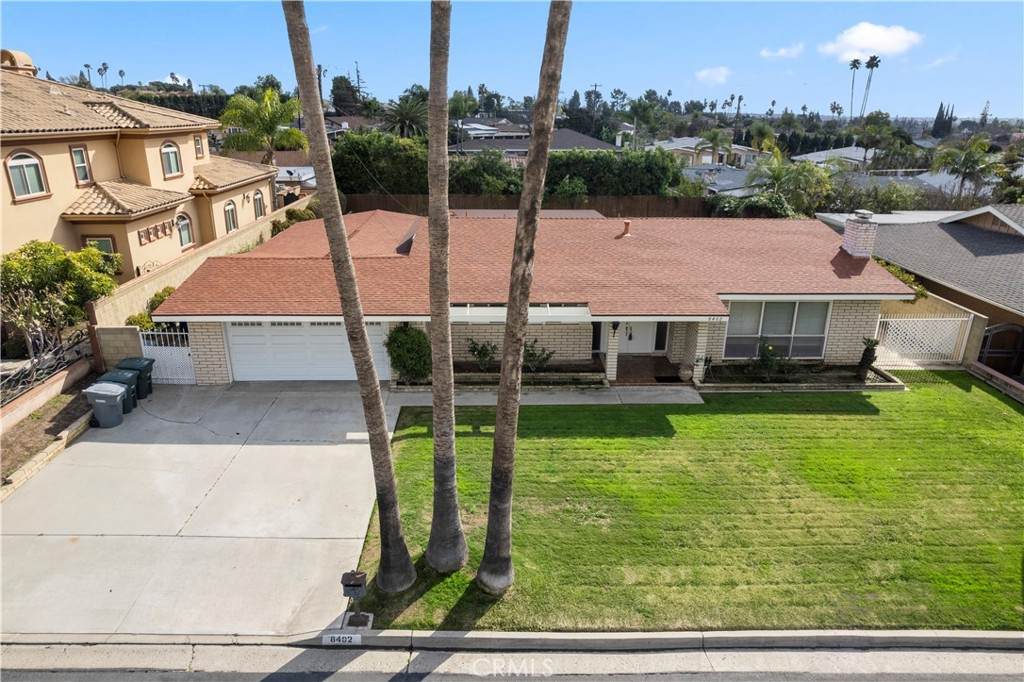8402 Sunnybrook Avenue - Photo 1