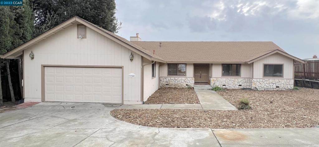 3700 Sanford St - Photo 1