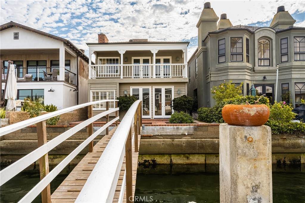 603 36th Street - Photo 1