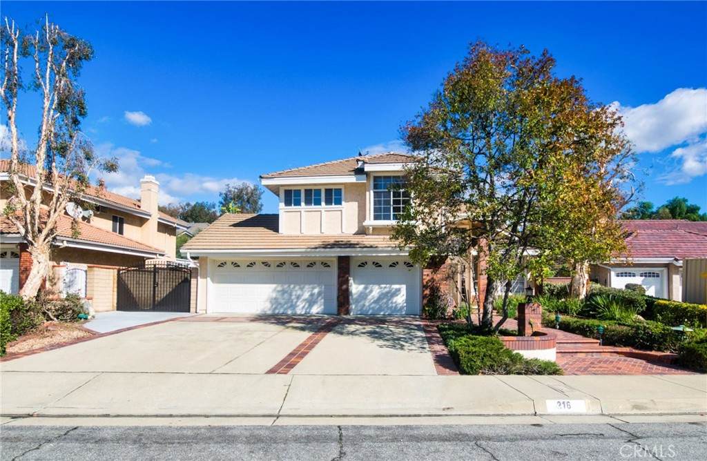 216 Daybreak Drive - Photo 1