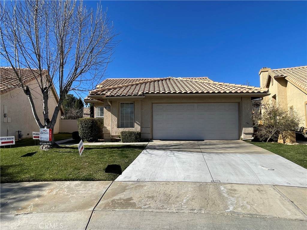1015 Doral Court - Photo 1