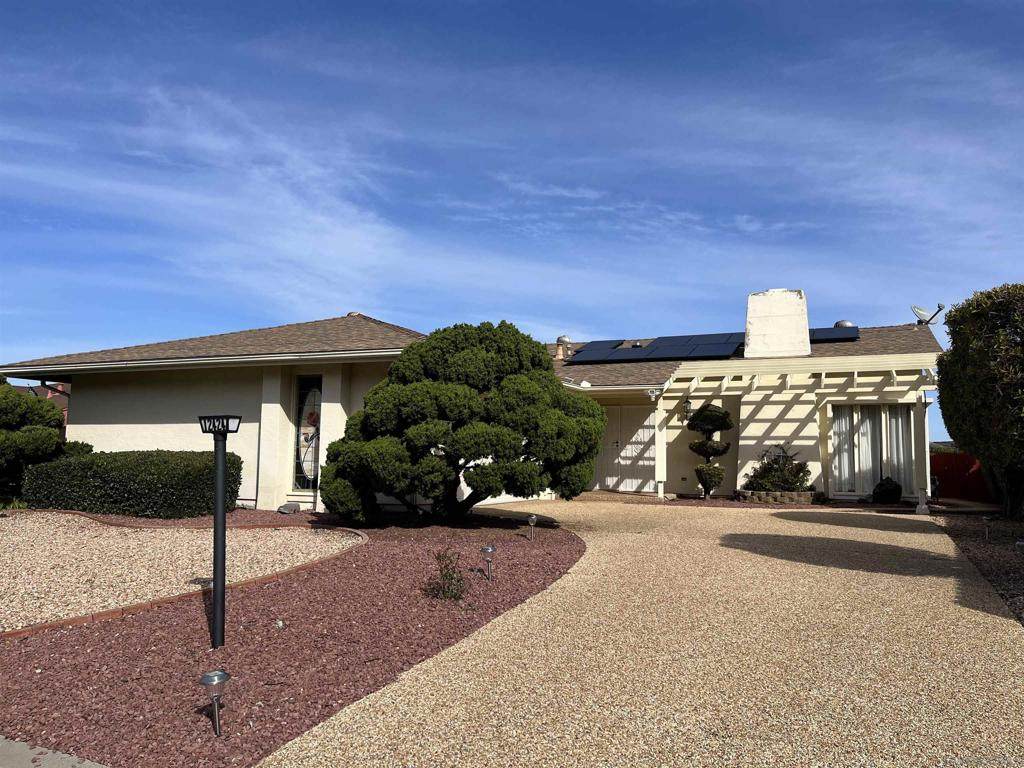 12424 Oliva Rd - Photo 1