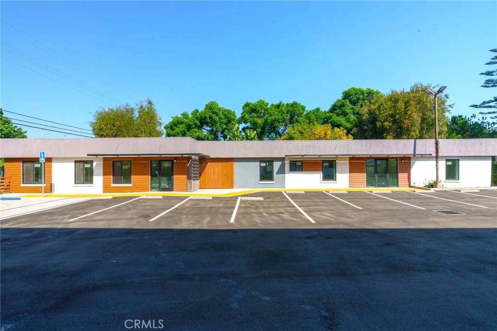 11004 Adoree Street - Photo 1