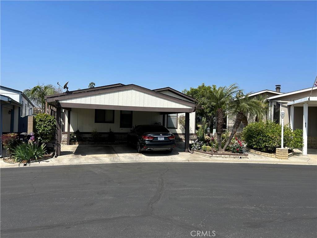 621 Wood Lake Drive - Photo 1
