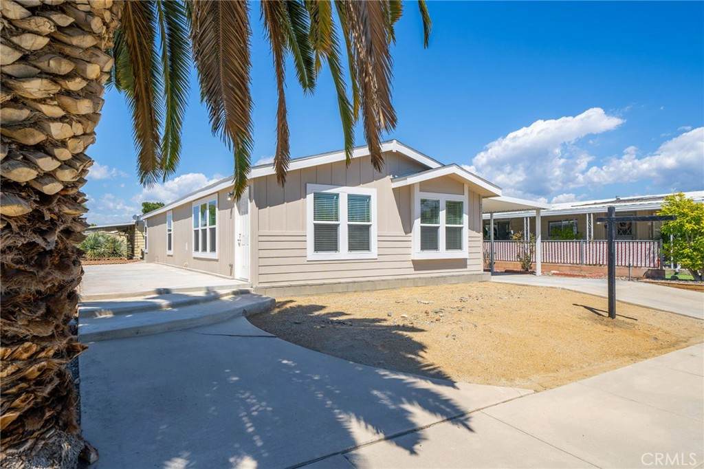 1062 Camino Del Rancho - Photo 1