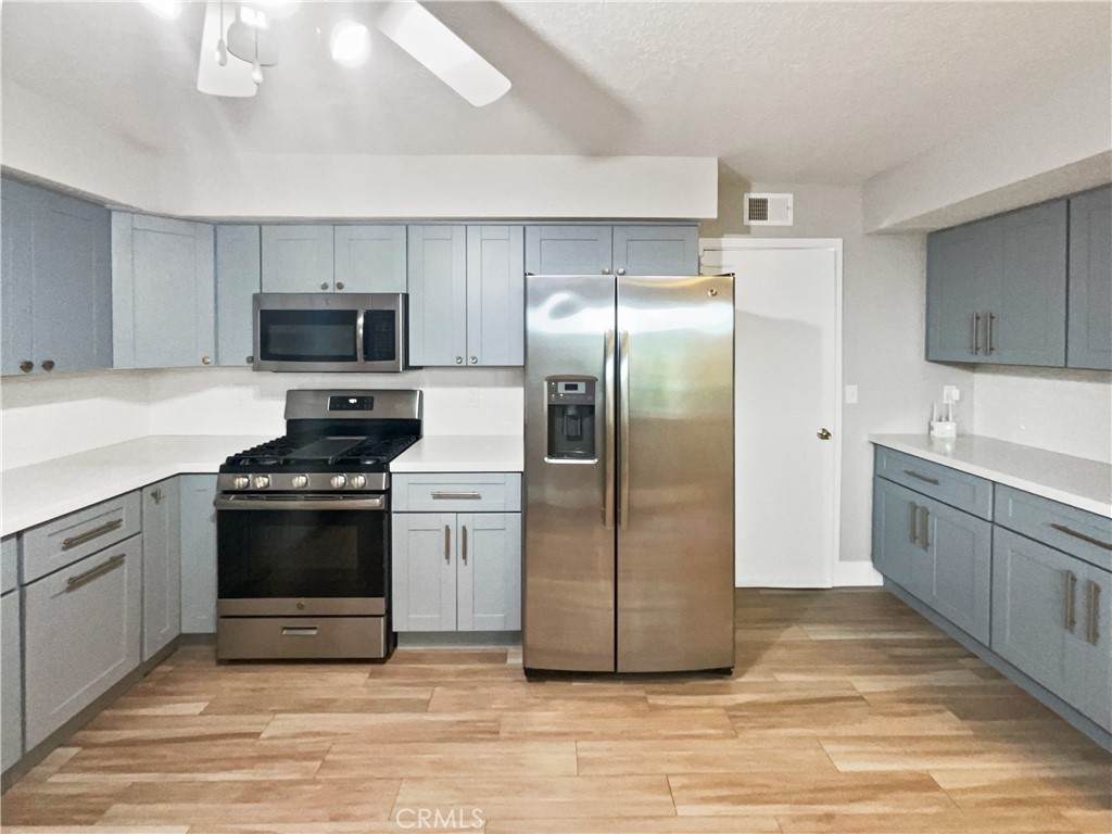 3250 Avenida Del Presidente - Photo 1
