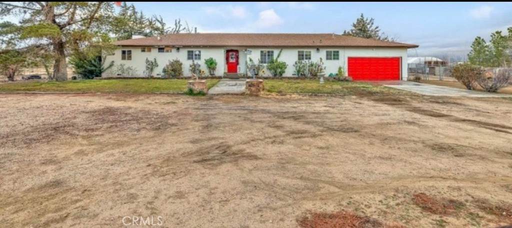 8043 Mojave Tropico Road - Photo 1