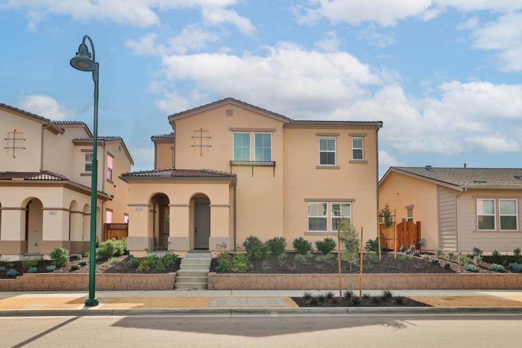 590 Santa Lucia Way - Photo 1