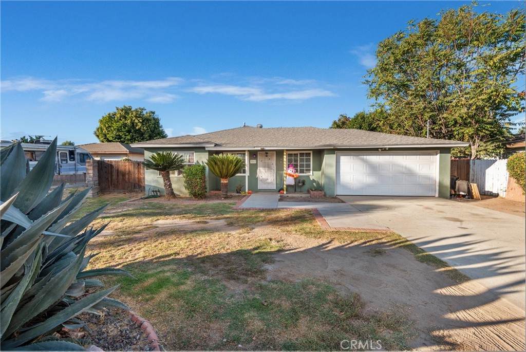 3862 Riverside Drive - Photo 1