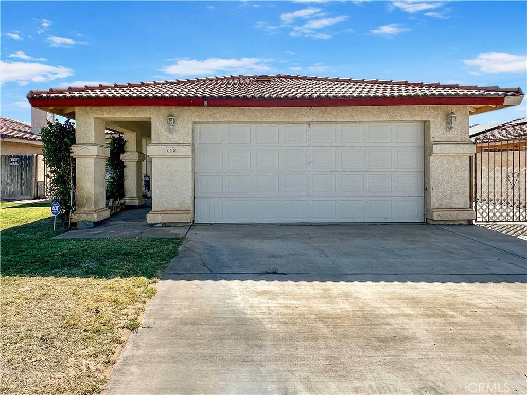 260 Oasis Street - Photo 1