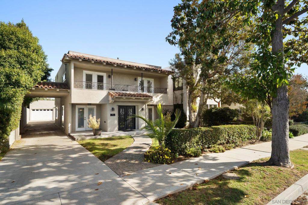 916 Santiago Ave - Photo 1