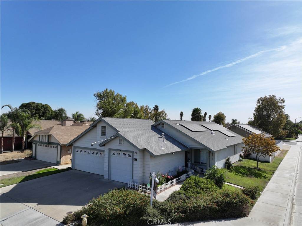 177 Sunny Halo Court - Photo 1