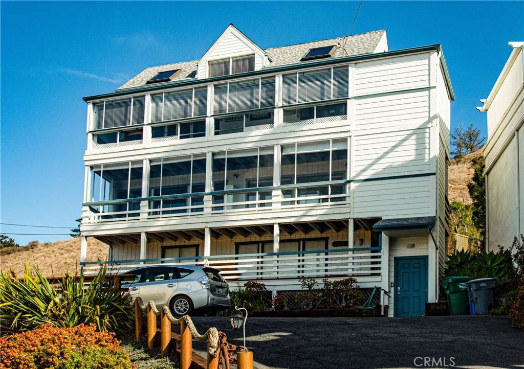 2607 Richard Avenue - Photo 1